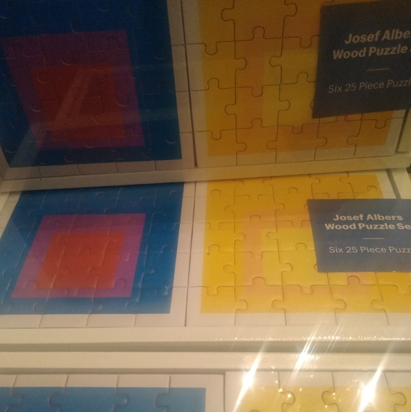 MoMA Josef Albers Wood Puzzle Set - Picture 5 of 6